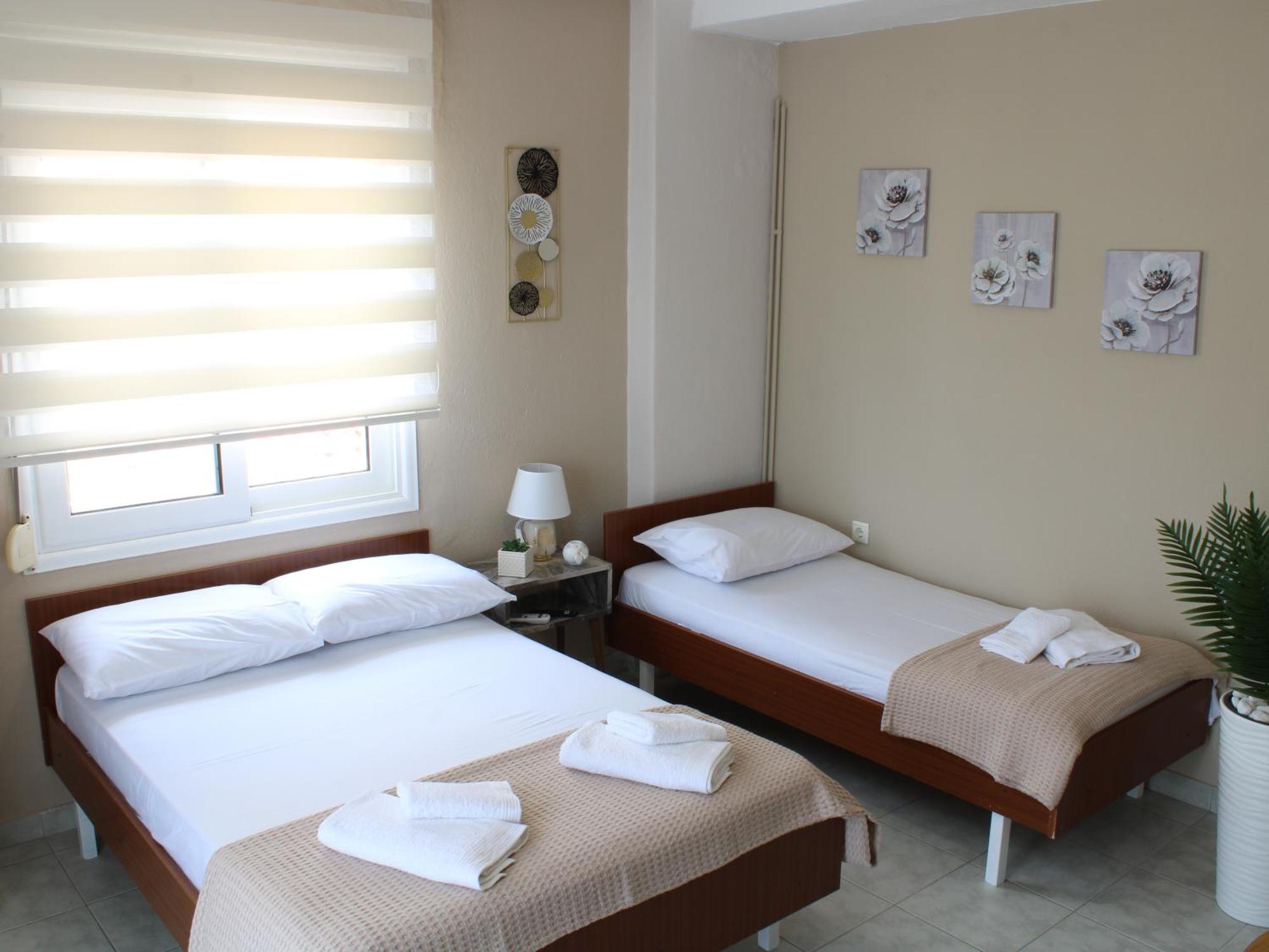 Sunshine Apartments By The Sea Skala Neon Epivaton Exterior foto